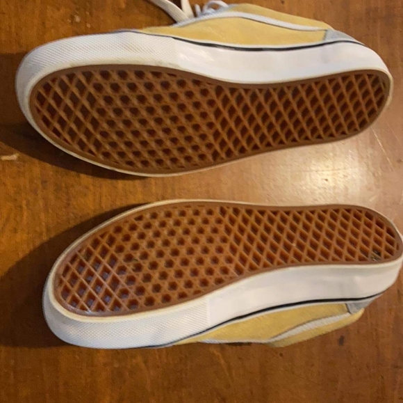 Vans lightly used shoes 8 mens/ 10 women - Picture 4 of 4
